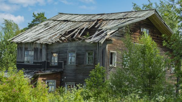 Cottage Demolition in Salem